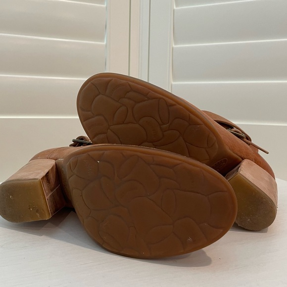 Kork-Ease Women's Stina clogs booties Size 6.5 Tan Brown Leather strappy shoe - Picture 7 of 10